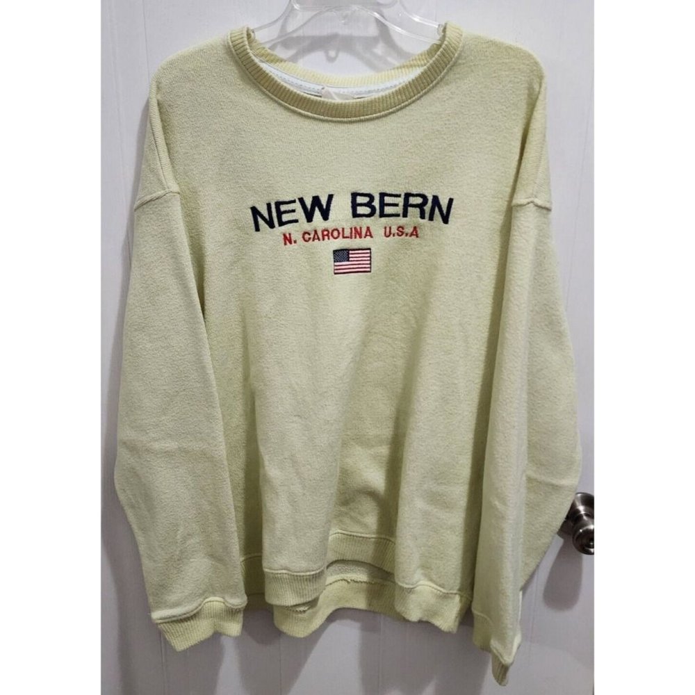 New Bern NC North Carolina USA Yellow Green Long Sleeve Knit Sweatshirt Size XL